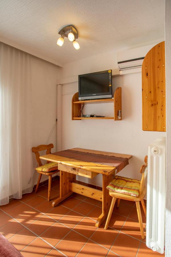Innsbruck Airport Studio I Free Parking Екстер'єр фото